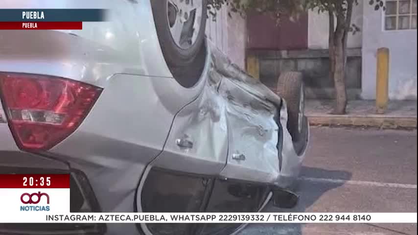 Vehículo termina volcado en la Riviera de Santiago