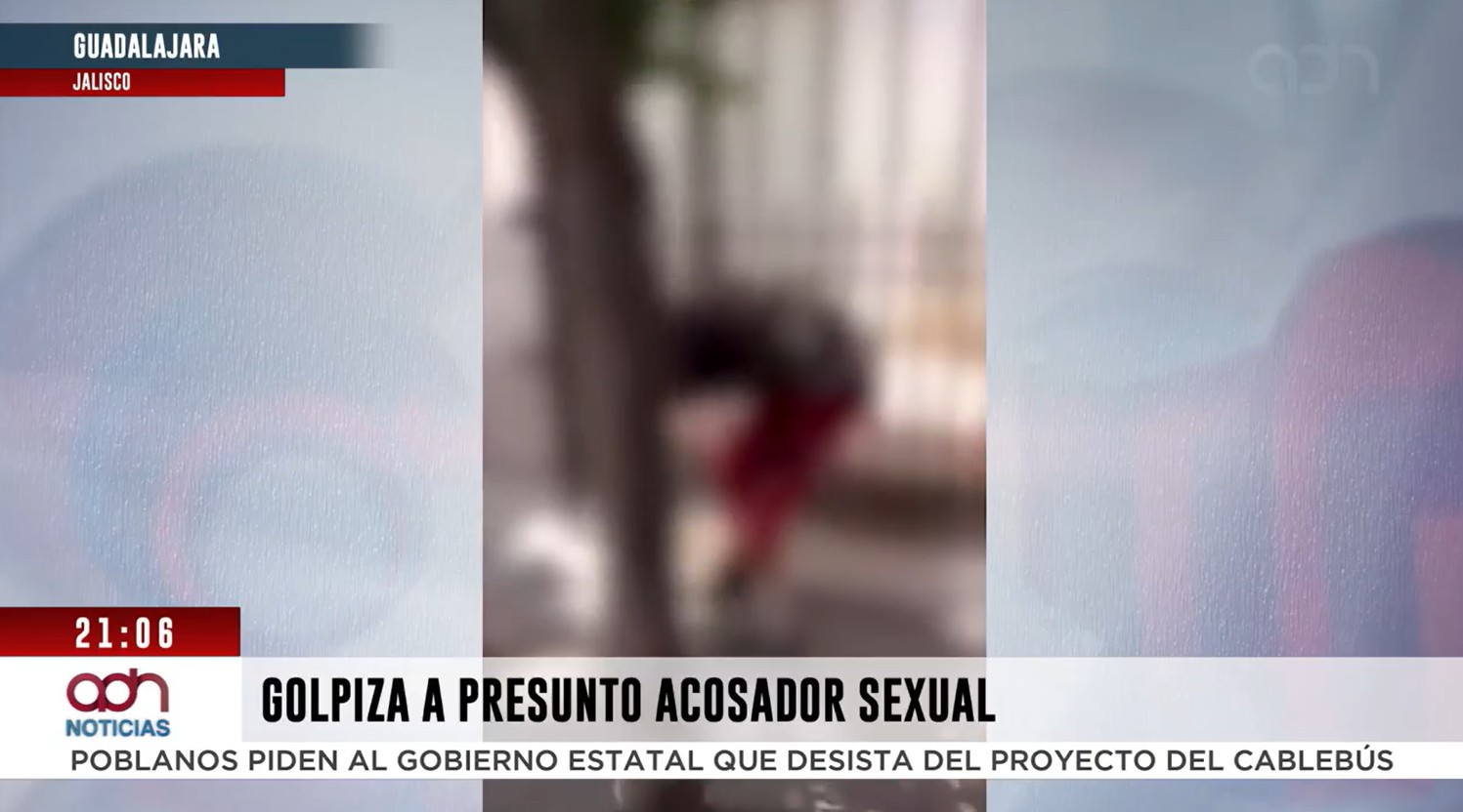 Propinan golpiza a presunto acosador en Guadalajara, Jalisco