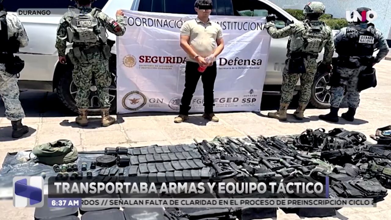 Aseguran a hombre que transportaba armas y equipo 