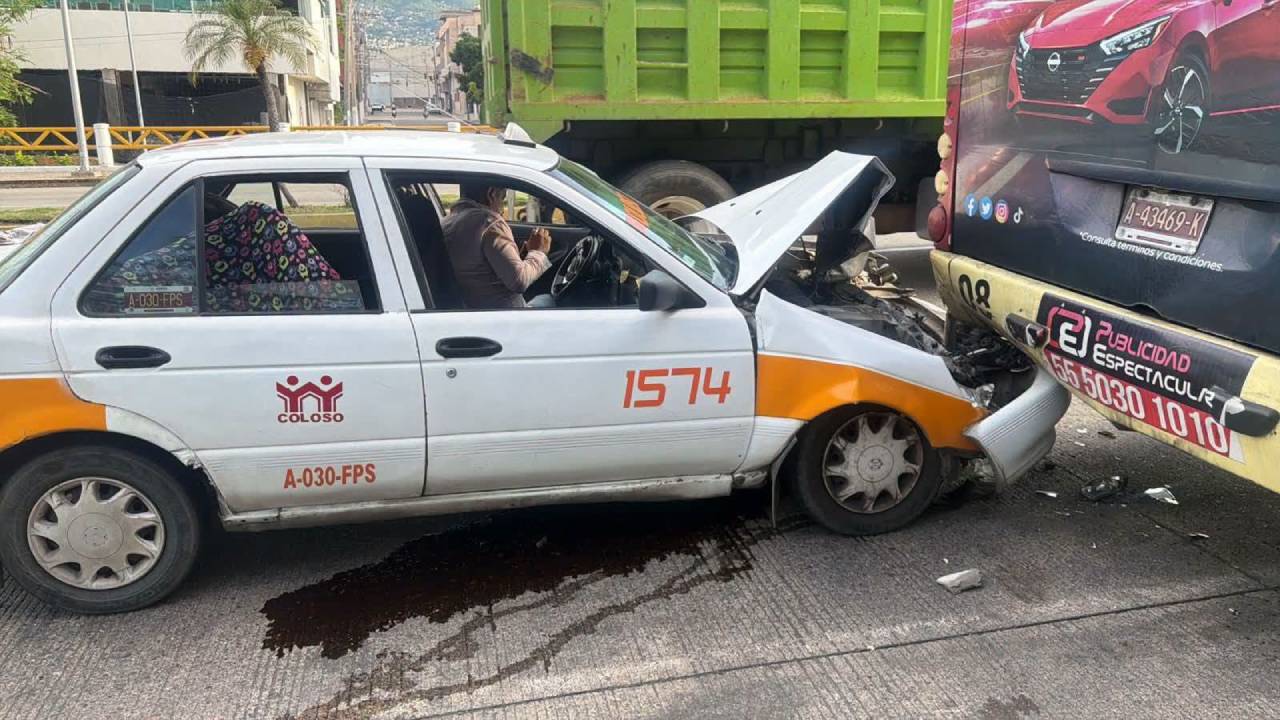 Accidente en la Costera de Acapulco hoy 24 de junio 2026: choque de ...