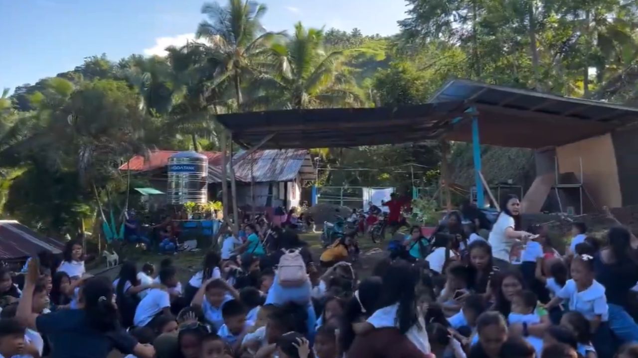 VIDEO: Captan momentos de pánico entre estudiantes