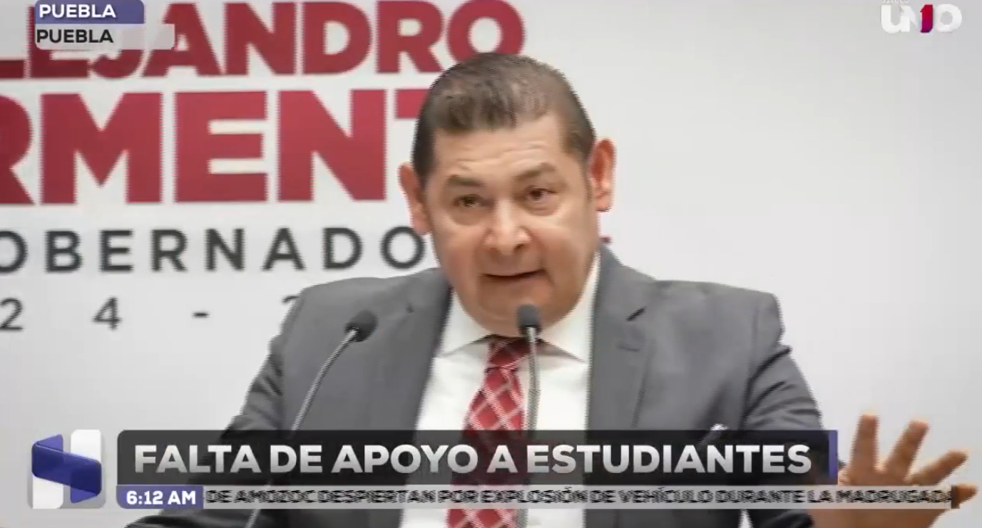 Mientras buscan representar a Puebla en Singapur, estudiantes denuncian falta de apoyo del gobierno de Alejandro Armenta