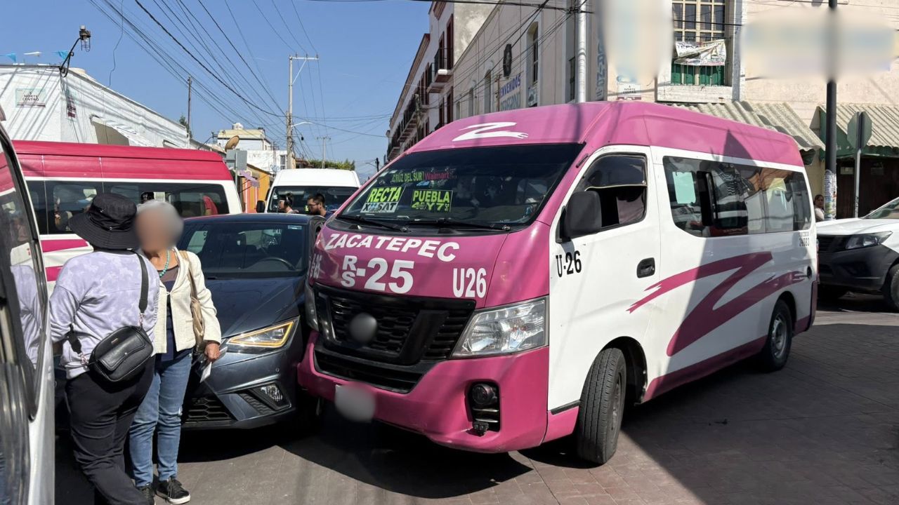 Choque contra Ruta 25 Zacatepec colapsó el centro de San Pedro Cholula hoy: ¿Hay pasajeros heridos?