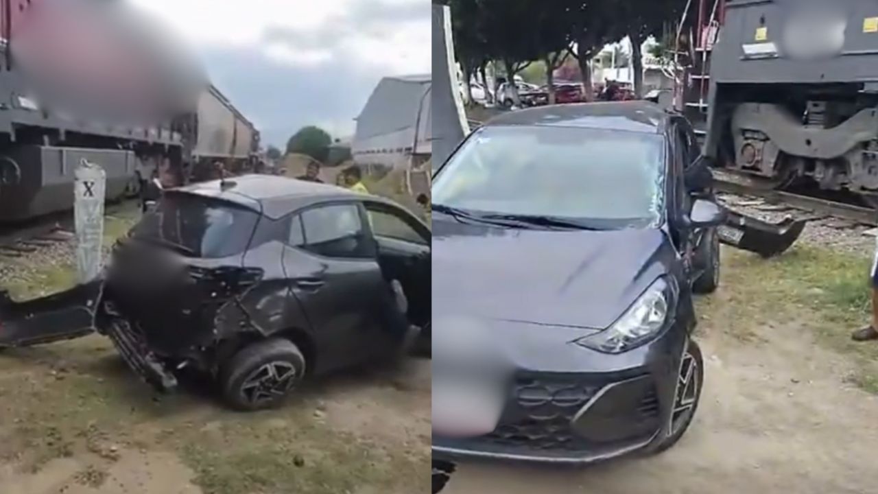 VIDEO: Así tren impactó contra auto en San Felipe Hueyotlipan, Puebla hoy; intentó ganarle el paso