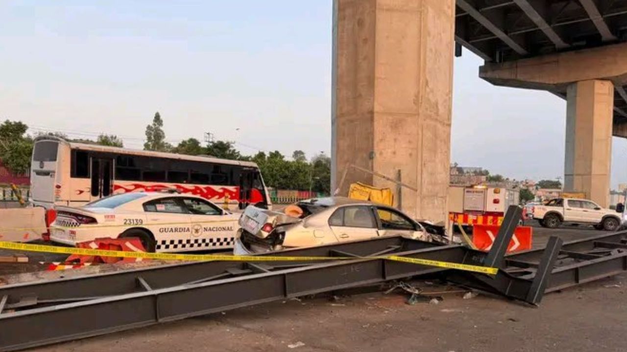 Conductor murió tras impactar contra columna en la autopista México-Puebla hoy: Paralizó tráfico