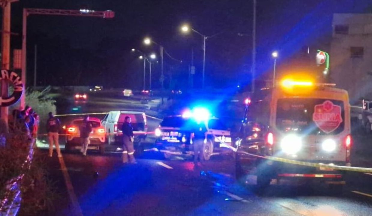 Hombre muere al intentar cruzar en Periférico Ecológico