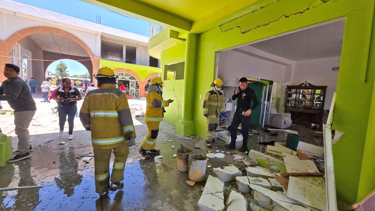 FOTOS: Así quedó la zona donde se registró la EXPLOSIÓN en Cuautlancingo HOY viernes