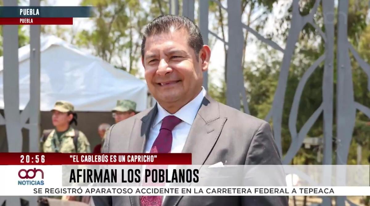 57.4 % de los poblanos están en desacuerdo con el cablebús del morenista Alejandro Armenta; así lo arrojó una encuesta de la UPAEP, en contraste con los datos compartidos por la BUAP, la cual aseguraba un 64 % de aprobación. ¿El gobierno de Puebla está maquillando datos?