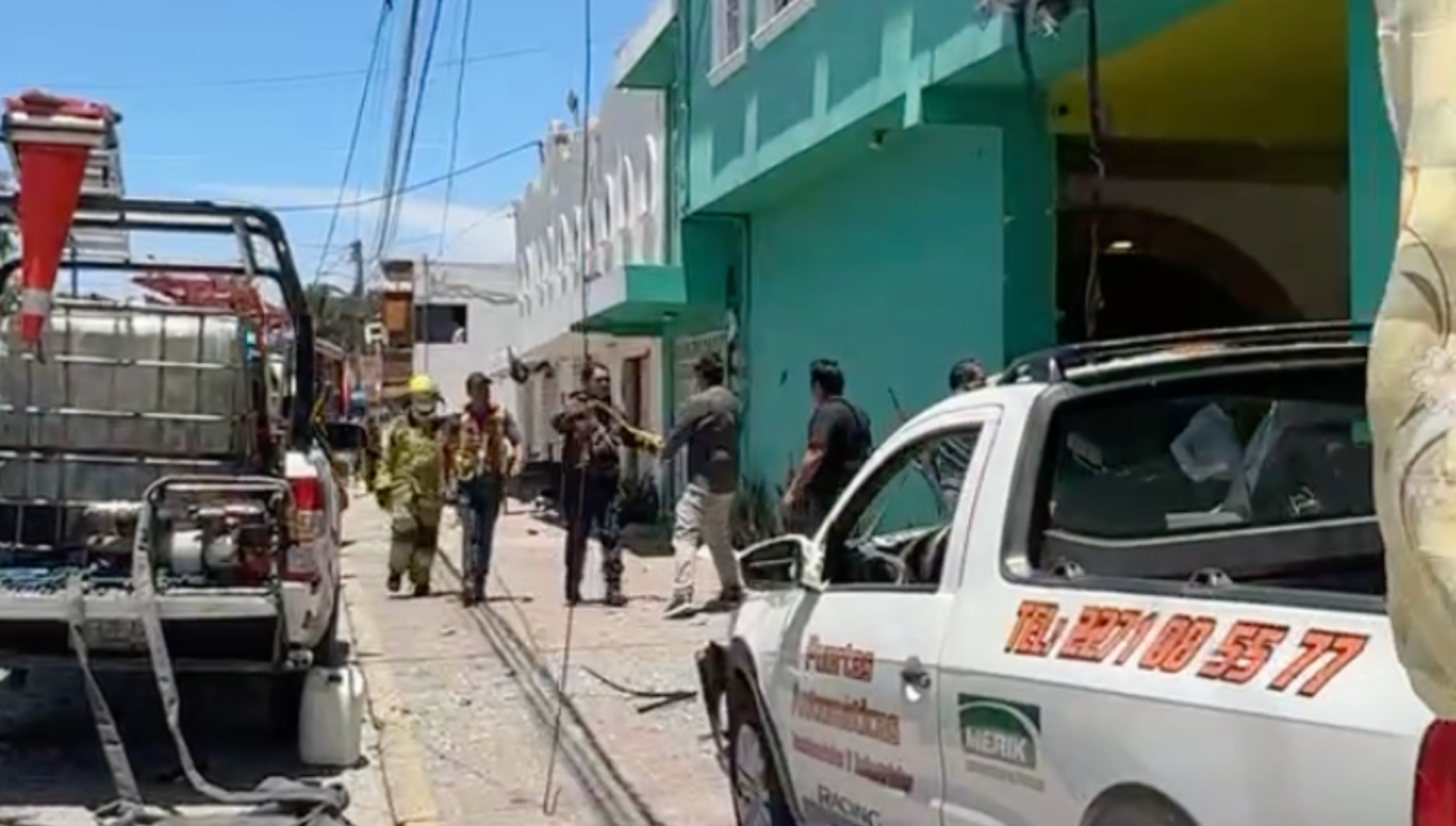 Reportan EXPLOSIÓN en domicilio de Cuautlancingo hoy viernes; reportan varios heridos