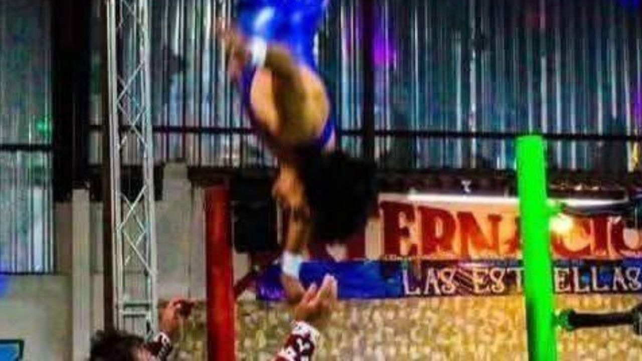 VIDEO: Captan momento en que luchador murió en plena función de lucha libre en Ciudad Juárez; cobró apenas 400 pesos